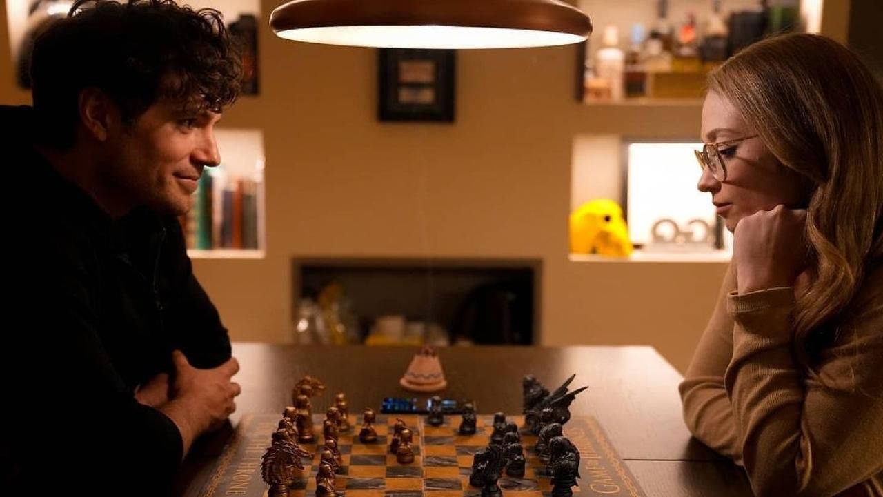 У Генрі Кавілла – нова дівчина: романтичне фото пари У Генрі Кавілла – нова дівчина: романтичне фото пари