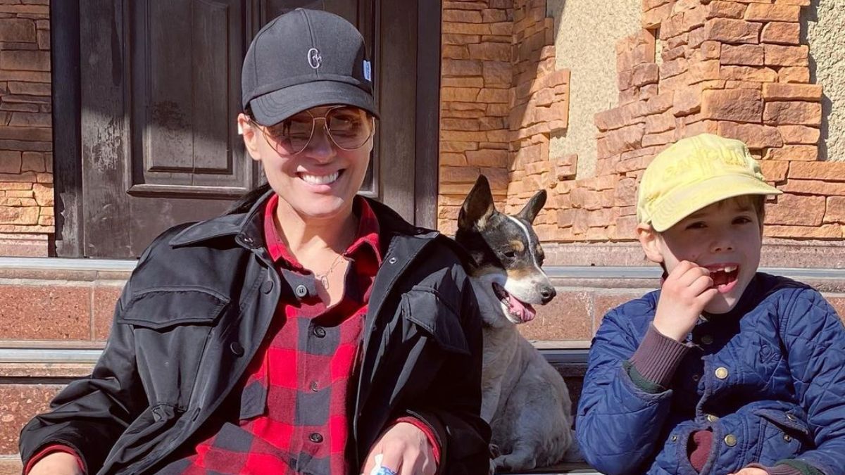 Маша Єфросиніна провела вихідні на дачі з сім'єю: фото Маша Єфросиніна провела вихідні на дачі з сім'єю: фото