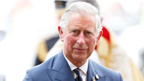 Принц Чарльз поділився сімейними світлинами та спогадами про покійного батька