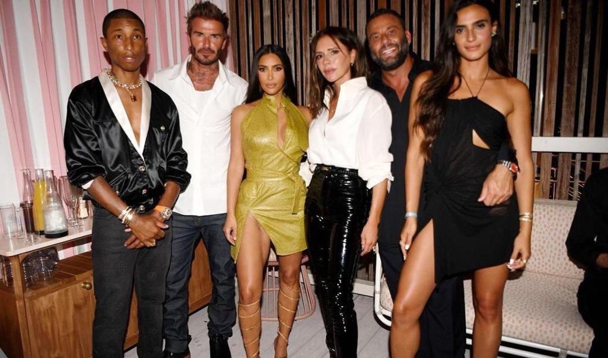 З Кім Кардашян: Вікторія Бекхем відсвяткувала день народження З Кім Кардашян: Вікторія Бекхем відсвяткувала день народження