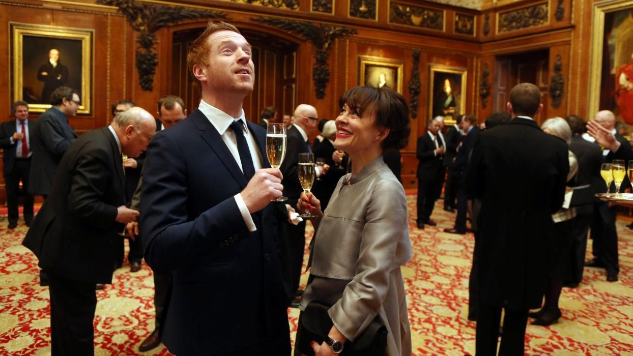 Муж покойной Хелен МакКрори посвятил жене проникновенное эссе Муж покойной Хелен МакКрори посвятил жене проникновенное эссе