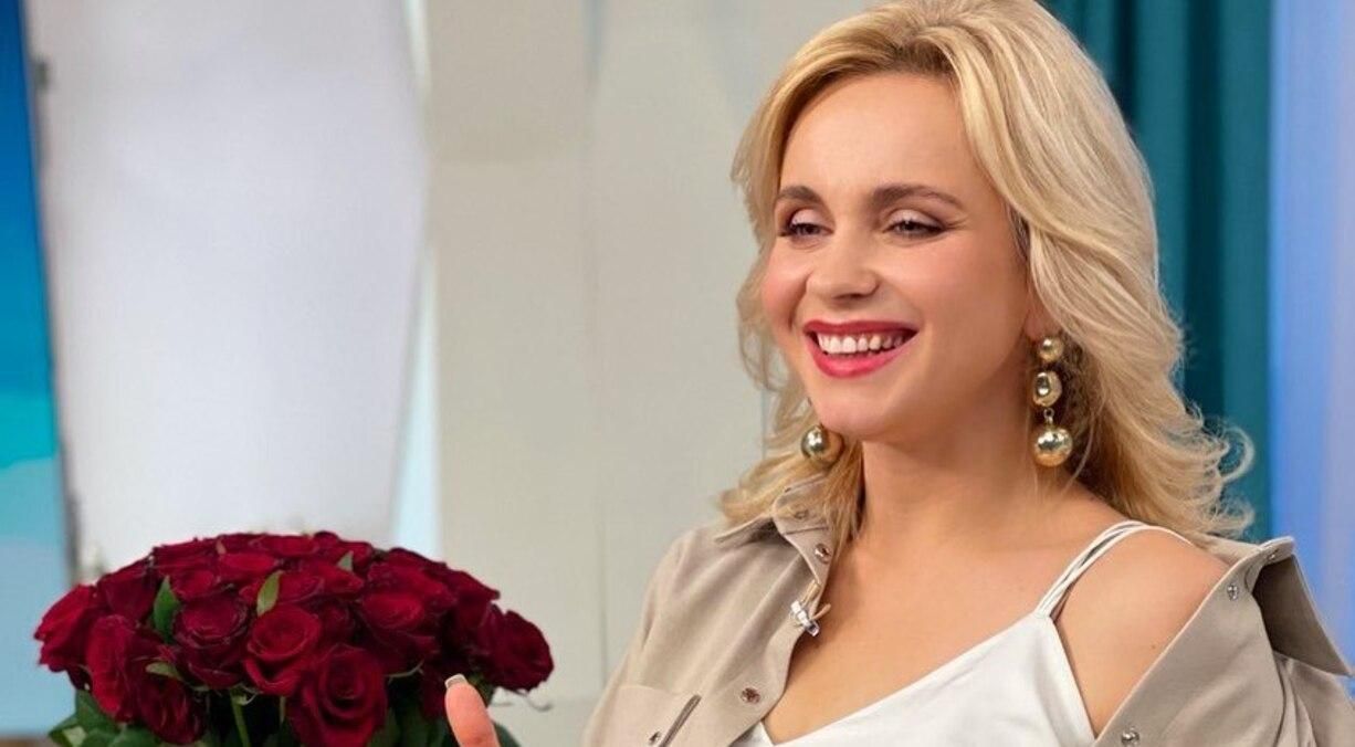 Лілія Ребрик підкорила елегантністю в пудровому костюмі: фото Лілія Ребрик підкорила елегантністю в пудровому костюмі: фото