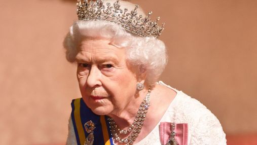 Єлизавета II втратила ще одну близьку людину у день похорону принца Філіпа