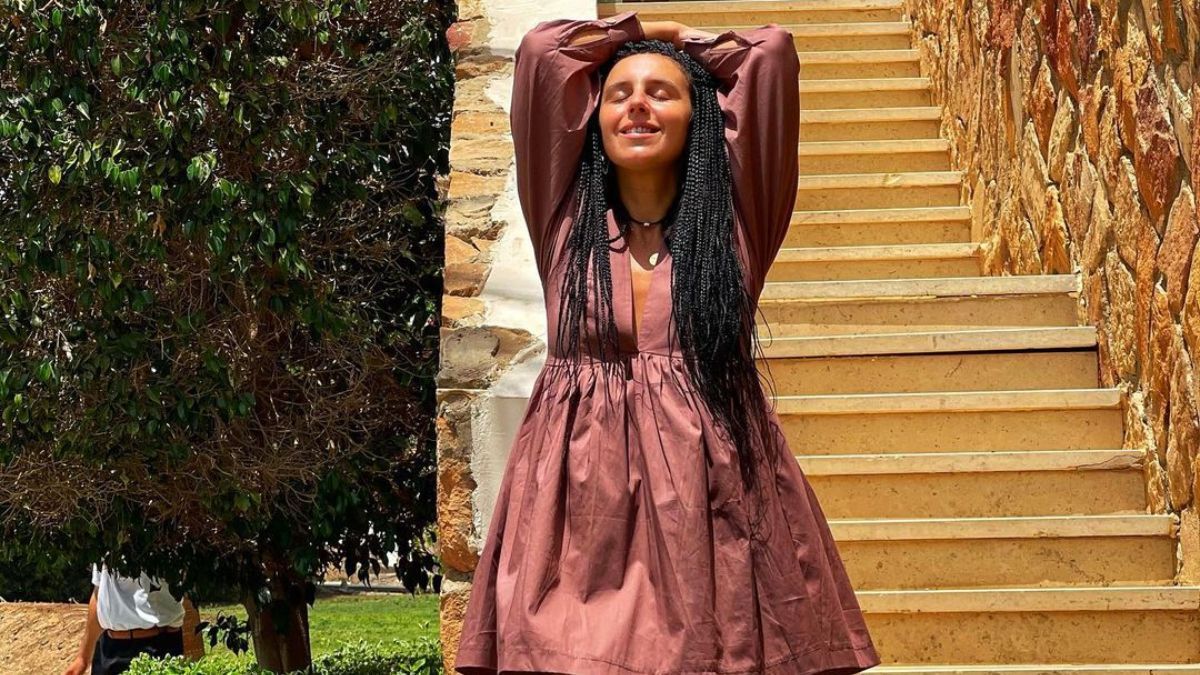 Джамала приголомшила образом в сукні з відвертим декольте: фото Джамала приголомшила образом в сукні з відвертим декольте: фото