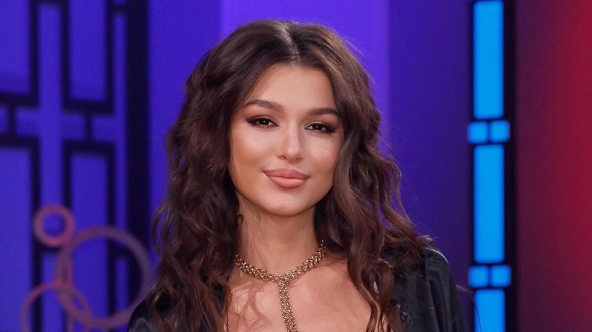 Юлия Зайка с Холостяка засветила тело в дерзком наряде: фото Юлия Зайка с Холостяка засветила тело в дерзком наряде: фото