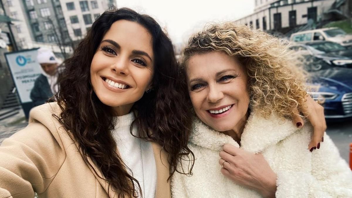 Чому Настя Каменських називає маму Лідою Чому Настя Каменських називає маму Лідою