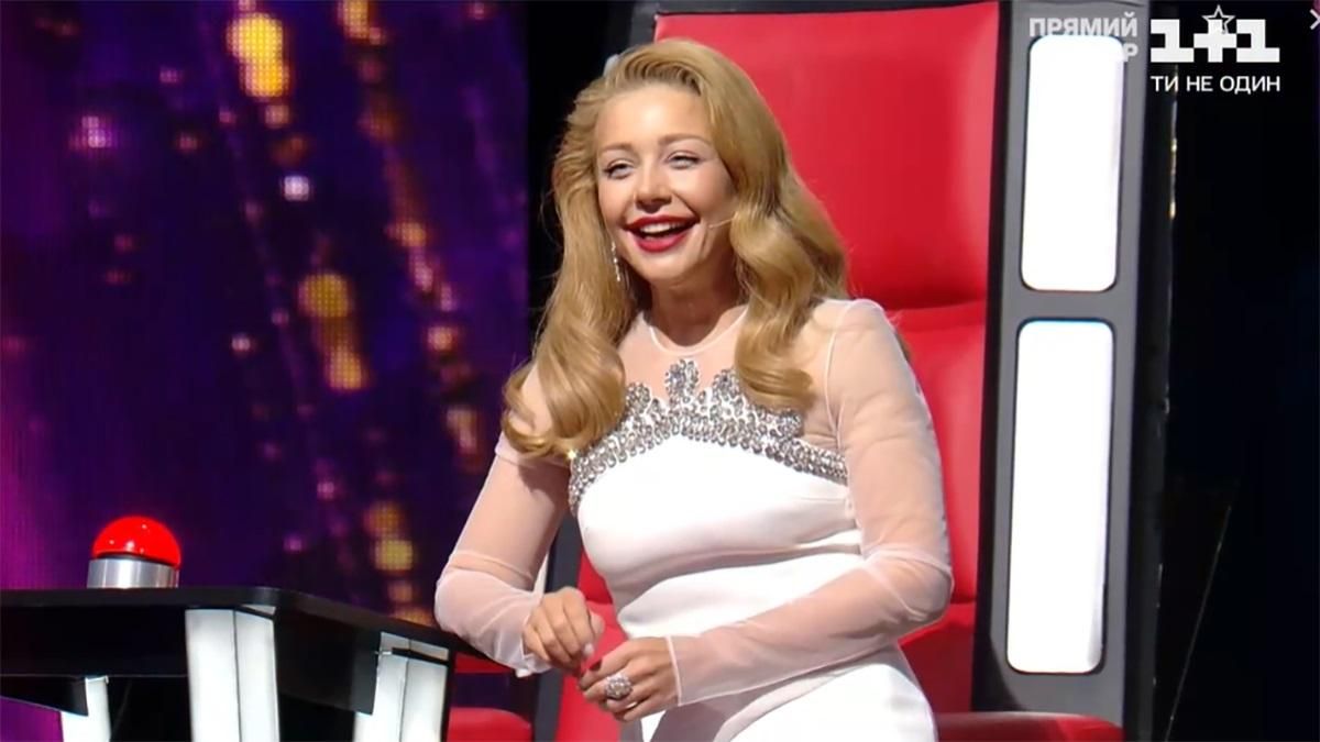 Тина Кароль покорила платьями на Голосе страны: фото образов Тина Кароль покорила платьями на Голосе страны: фото образов