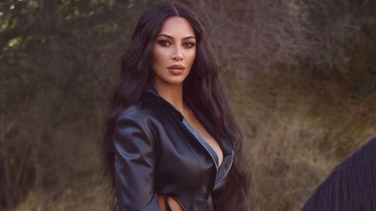 Після розлучення з Вестом: Кім Кардашян підозрюють у новому романі Після розлучення з Вестом: Кім Кардашян підозрюють у новому романі