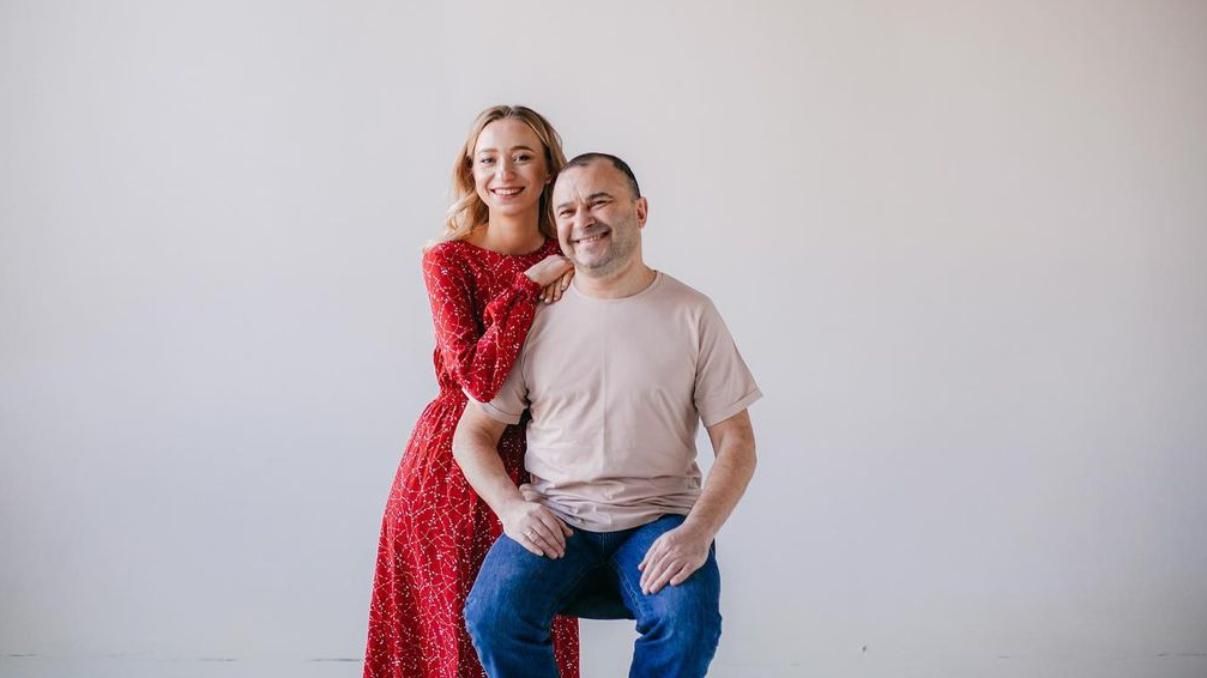 Віктор Павлік зізнався, хто в сім'ї оплачує усі поїздки за кордон Віктор Павлік зізнався, хто в сім'ї оплачує усі поїздки за кордон