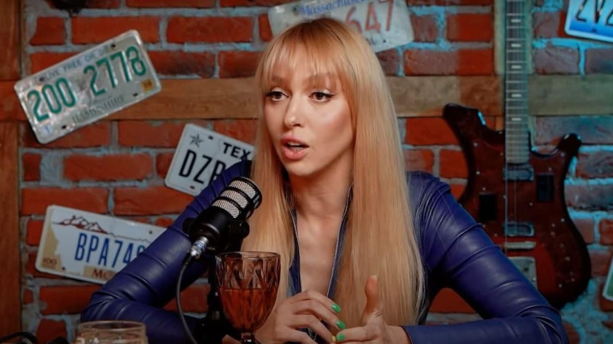 Оля Полякова эмоционально отреагировала на реалити-шоу Насти Каменских Оля Полякова эмоционально отреагировала на реалити-шоу Насти Каменских