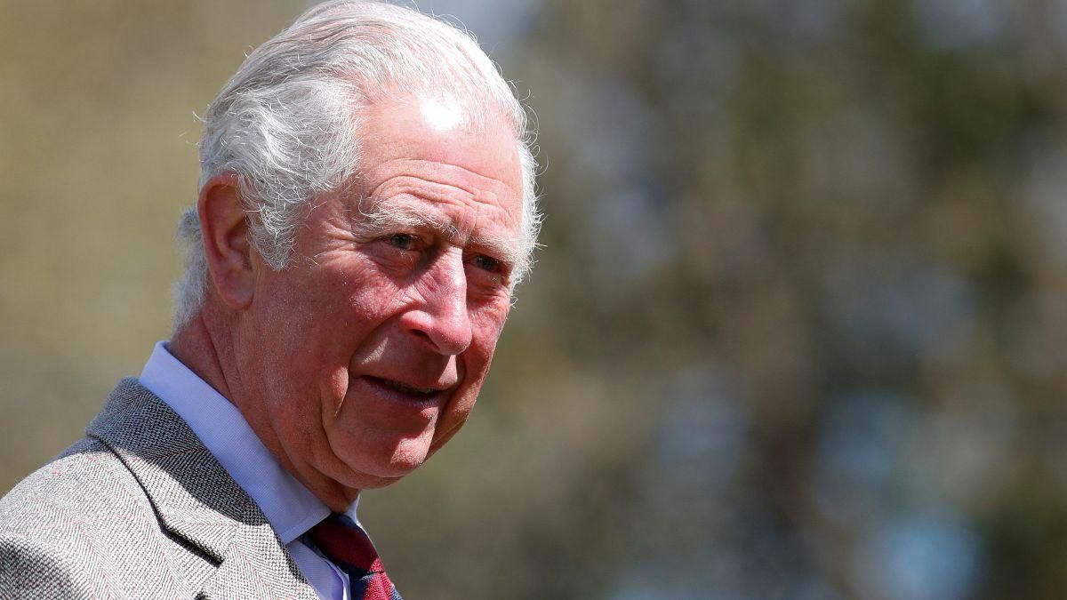 Принц Чарльз вперше після похорону батька з'явився на публіці: фото