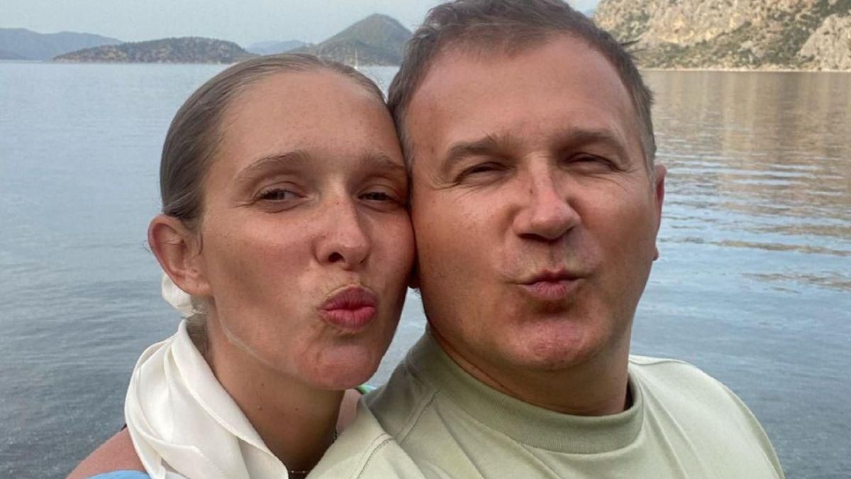 Беременная Осадчая поделилась фото с любимым и поздравила с именинами Беременная Осадчая поделилась фото с любимым и поздравила с именинами