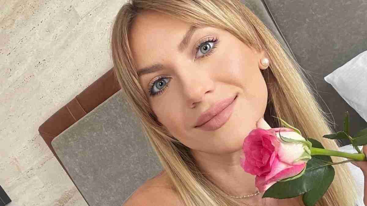 Леся Никитюк очаровала романтическим образом в гороховом платье: фото Леся Никитюк очаровала романтическим образом в гороховом платье: фото