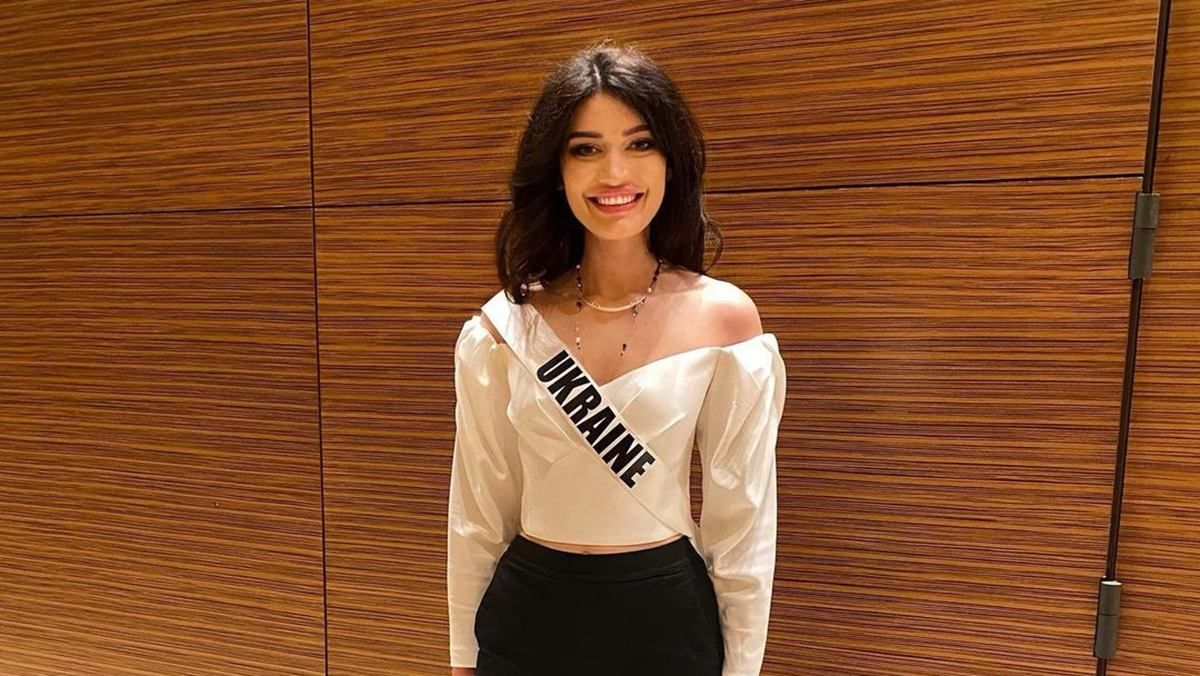 Міс Україна вразила образом у топі за 22 тисячі гривень: фото Міс Україна вразила образом у топі за 22 тисячі гривень: фото