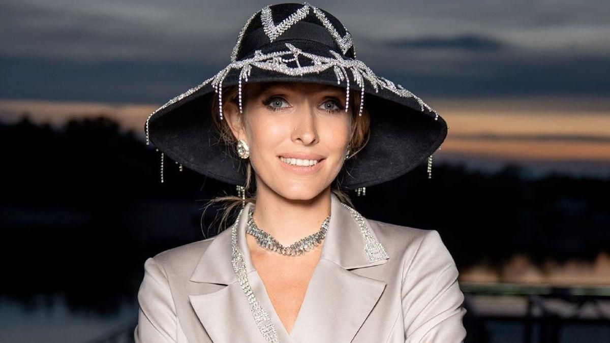 Вагітна Катя Осадча захопила образом в елегантному піджаку: фото Вагітна Катя Осадча захопила образом в елегантному піджаку: фото