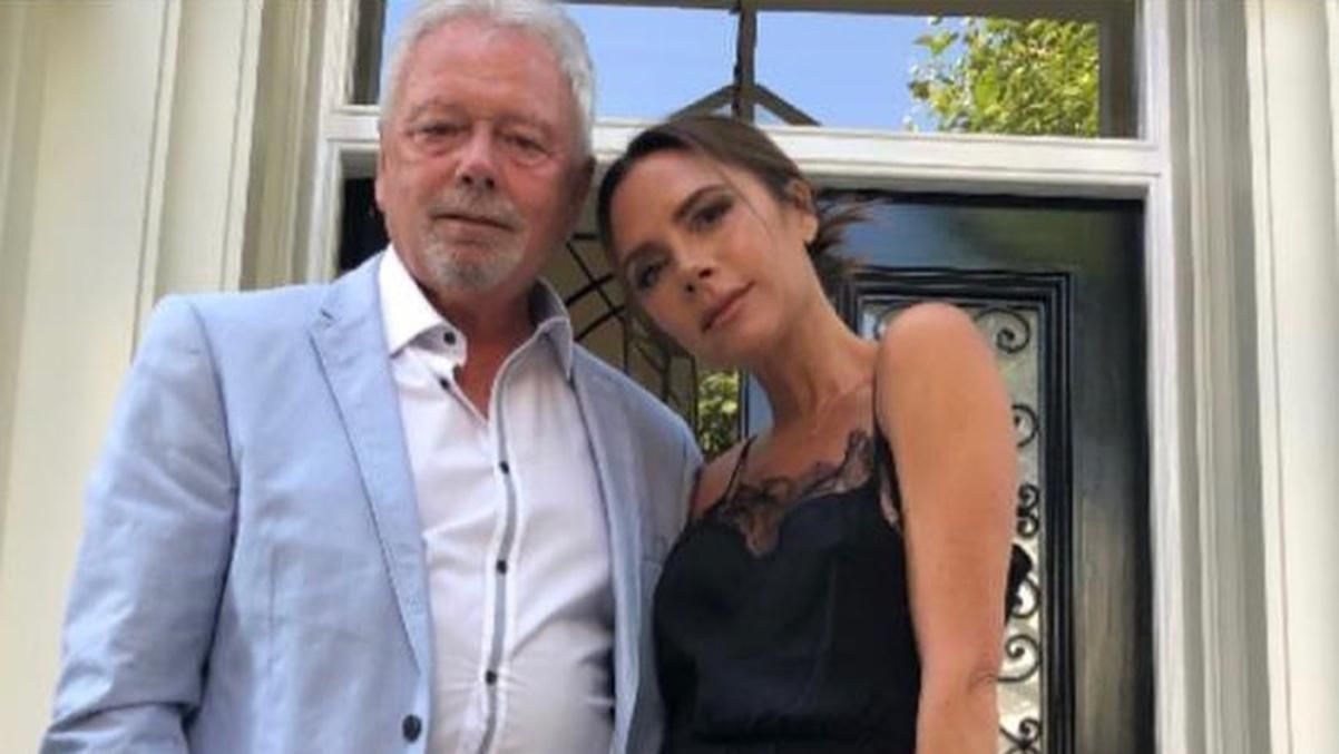 Виктория Бекхэм показала редкие фото с отцом Виктория Бекхэм показала редкие фото с отцом