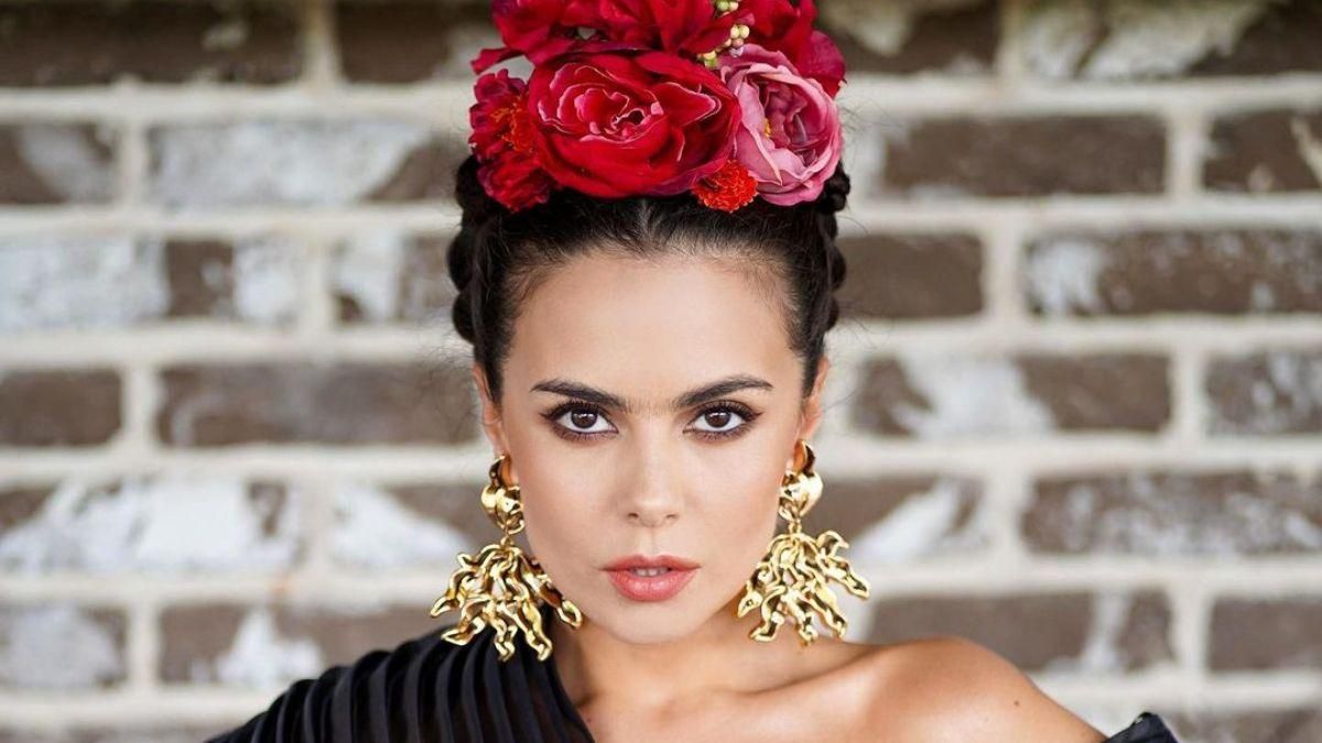 Настя Каменських презентувала альбом Красное вино Настя Каменських презентувала альбом Красное вино