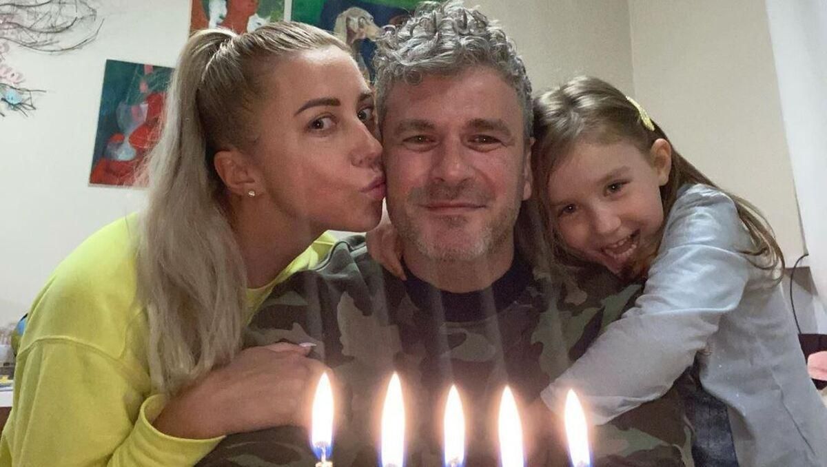 Тоня Матвієнко зворушливо привітала Арсена Мірзояна з 43-річчям Тоня Матвієнко зворушливо привітала Арсена Мірзояна з 43-річчям