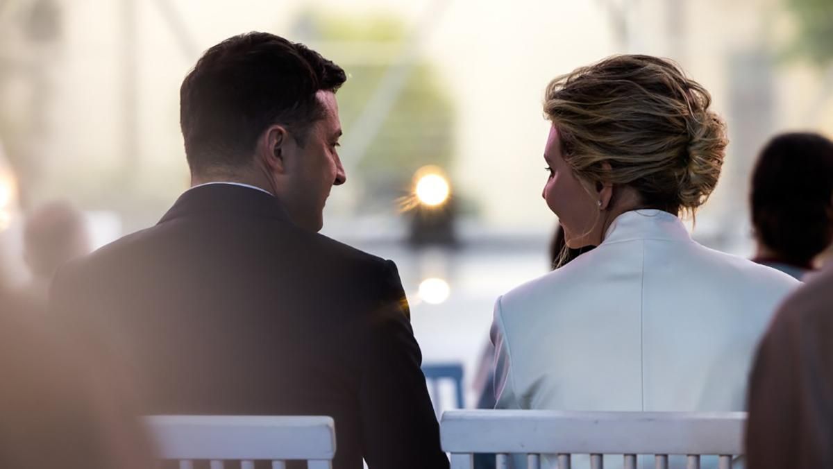 Олена Зеленська підкорила образом у костюмі з вишивкою: фото Олена Зеленська підкорила образом у костюмі з вишивкою: фото