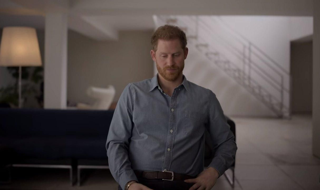 Употреблял наркотики: жизнь принца Гарри после смерти матери Употреблял наркотики: жизнь принца Гарри после смерти матери