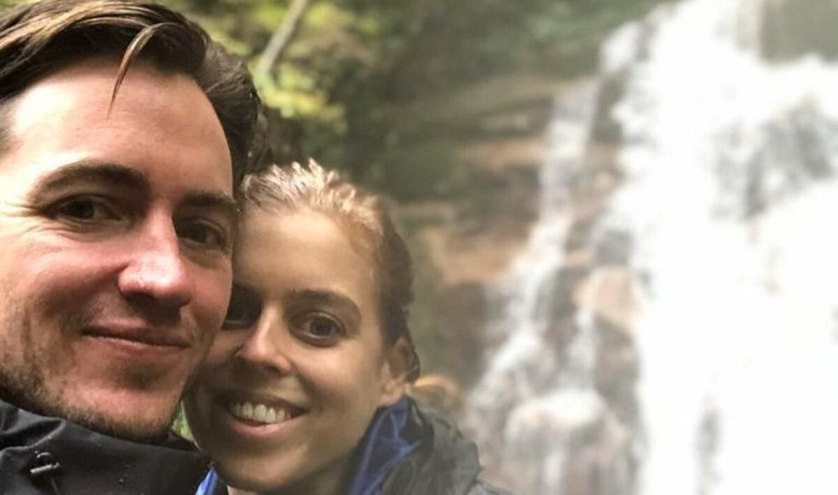 Принцесса Беатрис впервые появилась на публике Принцесса Беатрис впервые появилась на публике