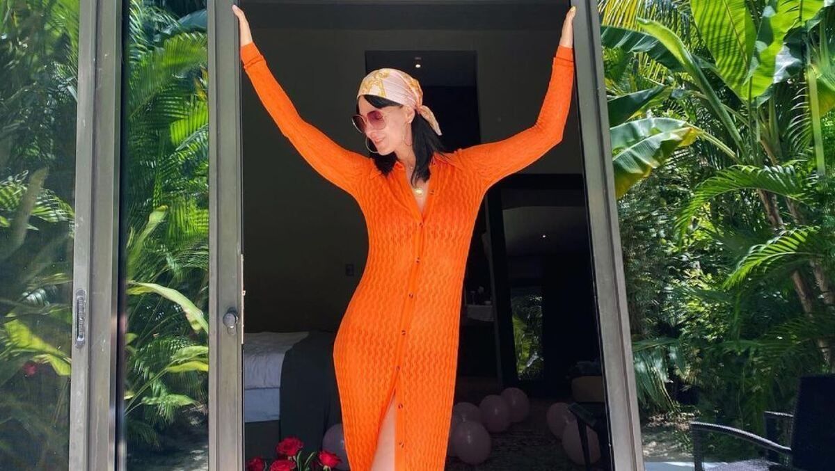 Маша Ефросинина показала яркий образ в халате фото из Мексики Маша Ефросинина показала яркий образ в халате фото из Мексики