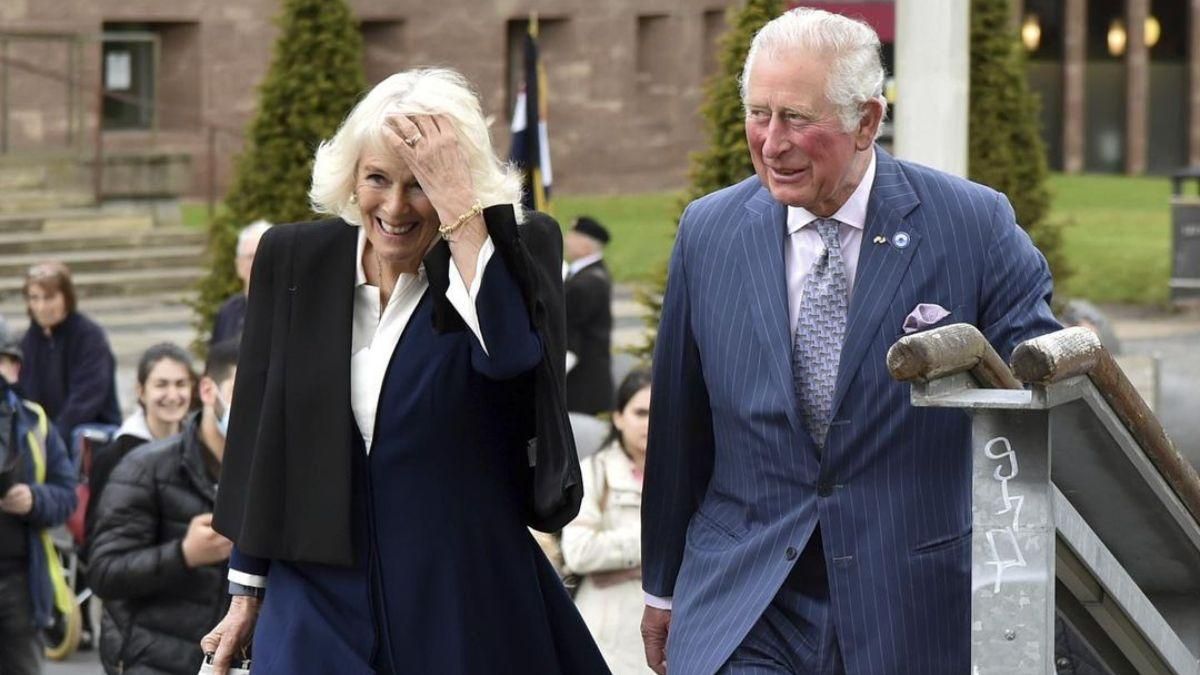 Принц Чарльз с супругой посетил город Ковентри: фото