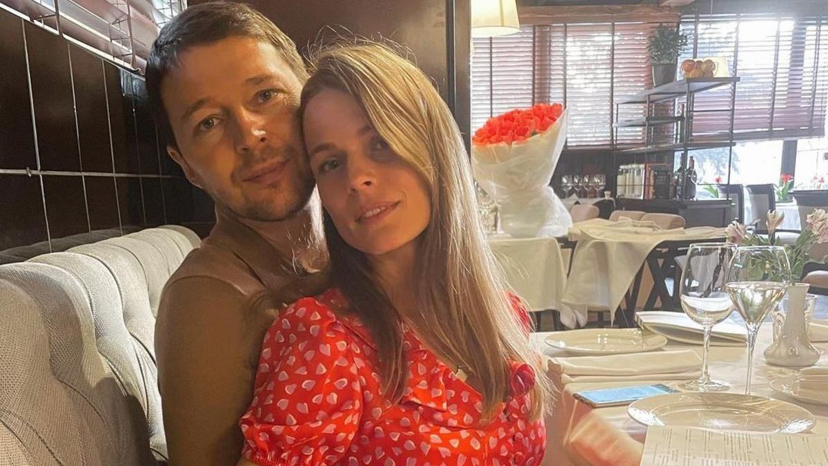 З чоловіком і дітьми: Ольга Фреймут зворушила рідкісним сімейним фото З чоловіком і дітьми: Ольга Фреймут зворушила рідкісним сімейним фото