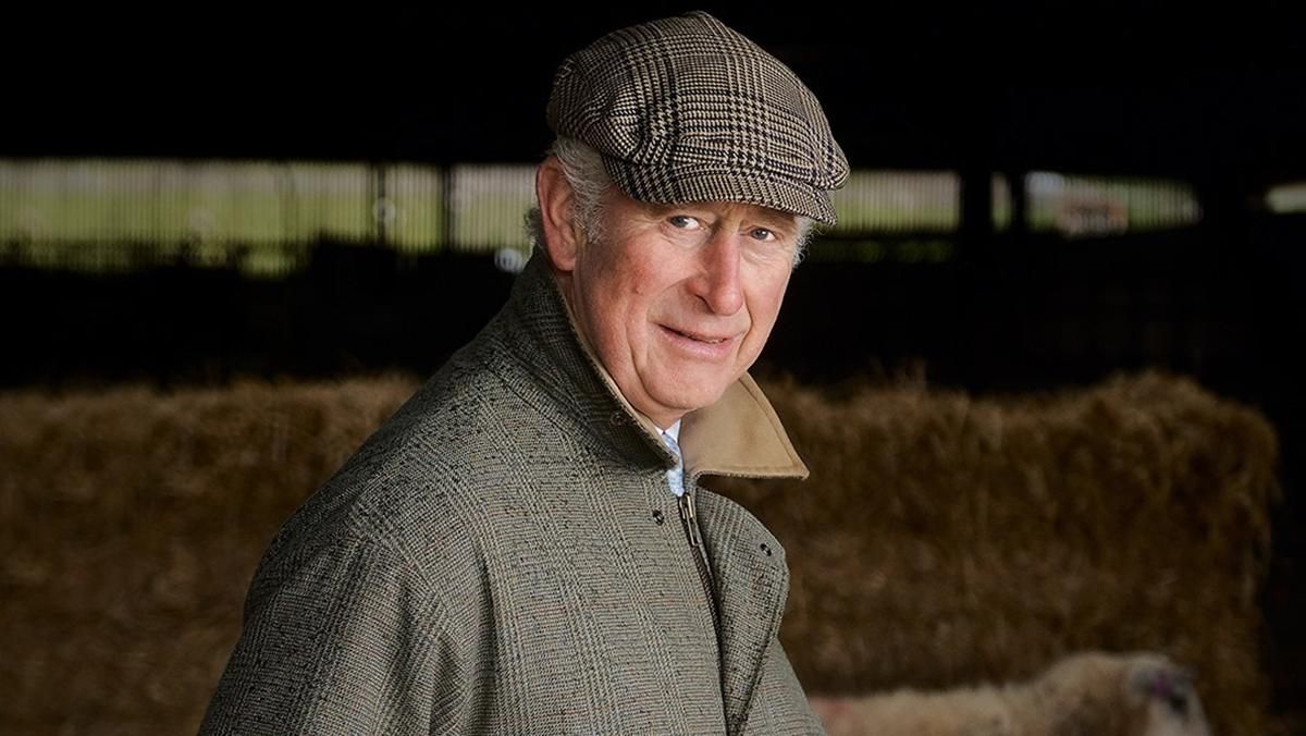 Принца Чарльза сфотографували в брудному одязі: рідкісне фото Принца Чарльза сфотографували в брудному одязі: рідкісне фото