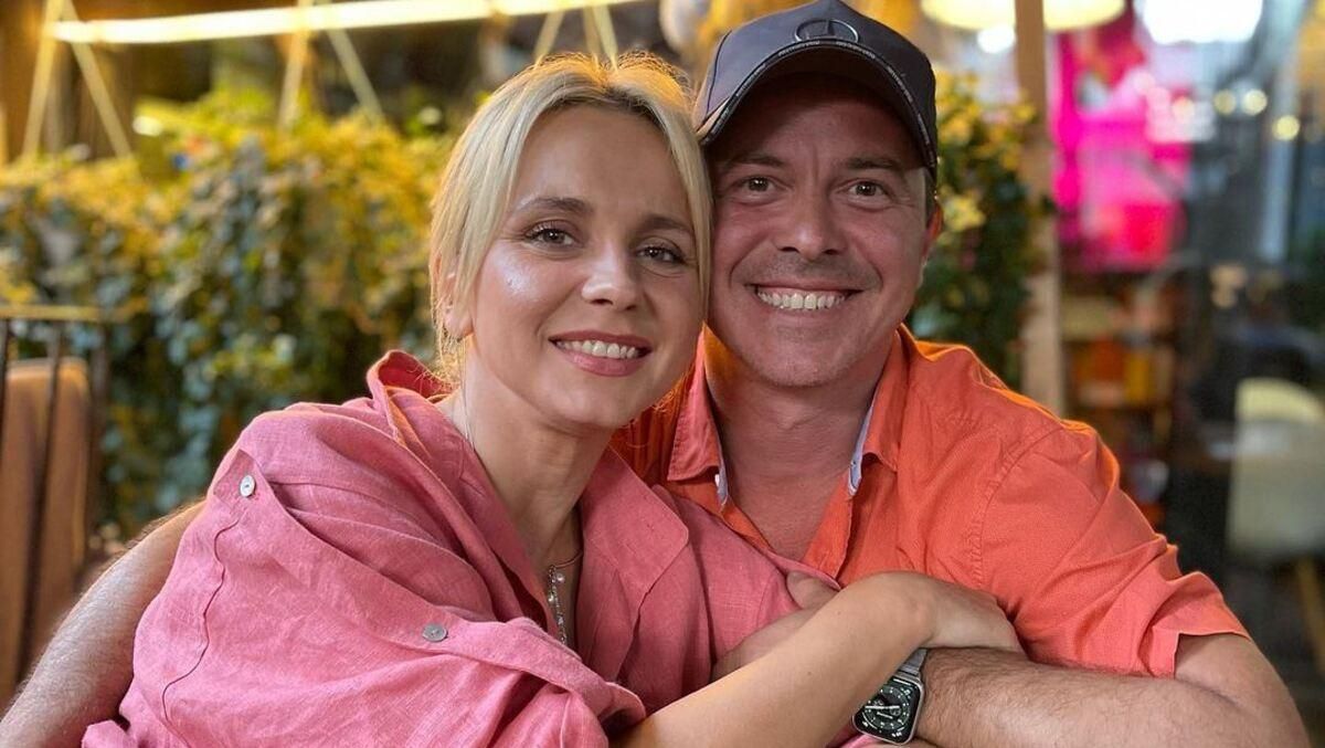 Лилия Ребрик захватила романтическим фото с мужем Лилия Ребрик захватила романтическим фото с мужем