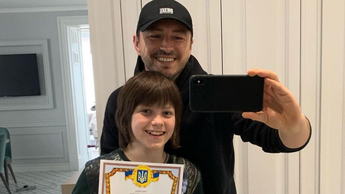 Сергей Притула поздравил сына с окончанием учебного года: фото Сергей Притула поздравил сына с окончанием учебного года: фото