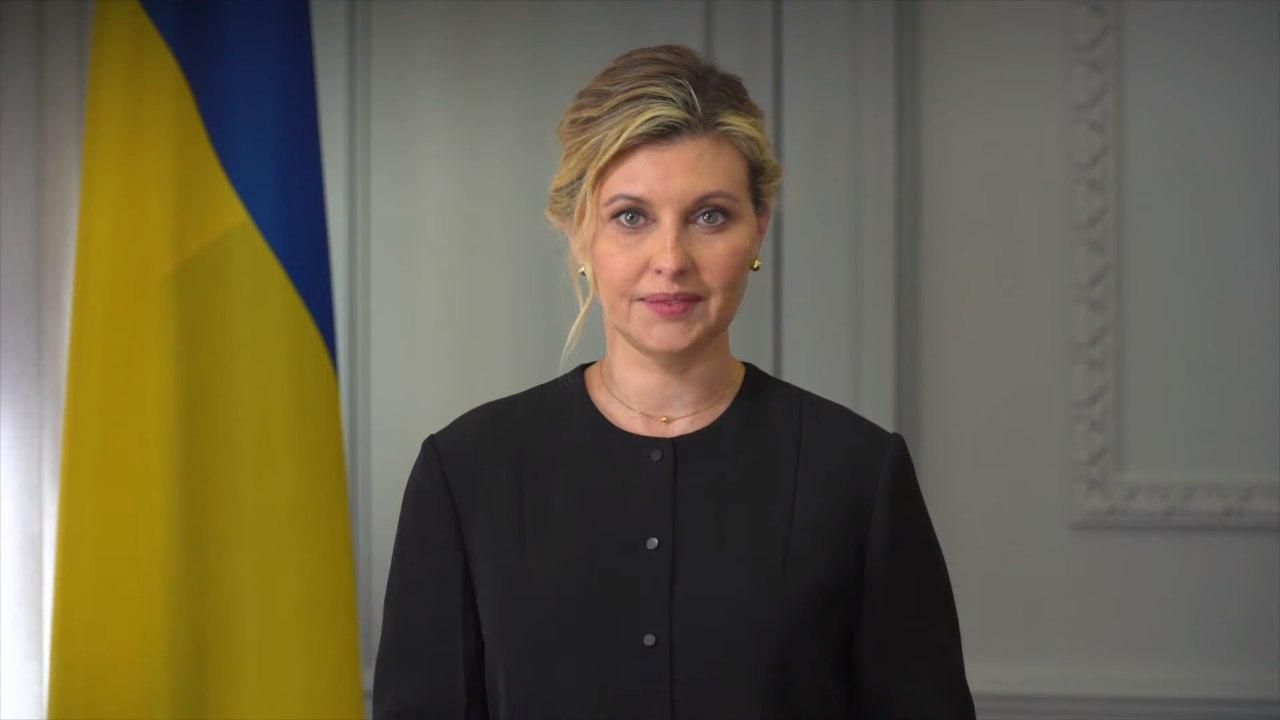 Елена Зеленская поразила изысканным образом в черной одежде Елена Зеленская поразила изысканным образом в черной одежде