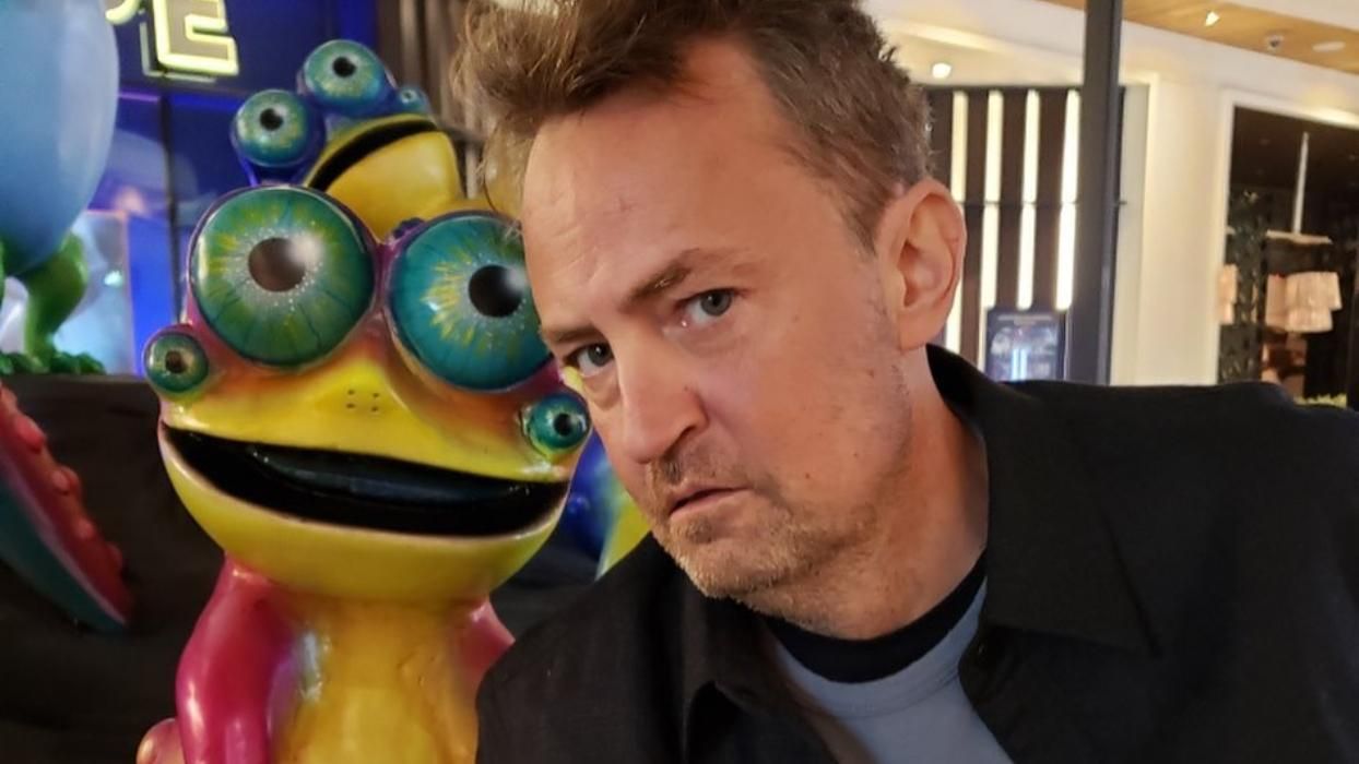 Мэттью Перри разошелся с невестой Мэттью Перри разошелся с невестой