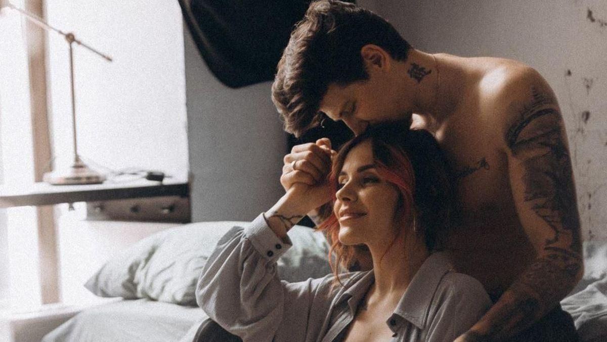 MamaRika обнажила беременный животик: чувственное фото с мужем MamaRika обнажила беременный животик: чувственное фото с мужем