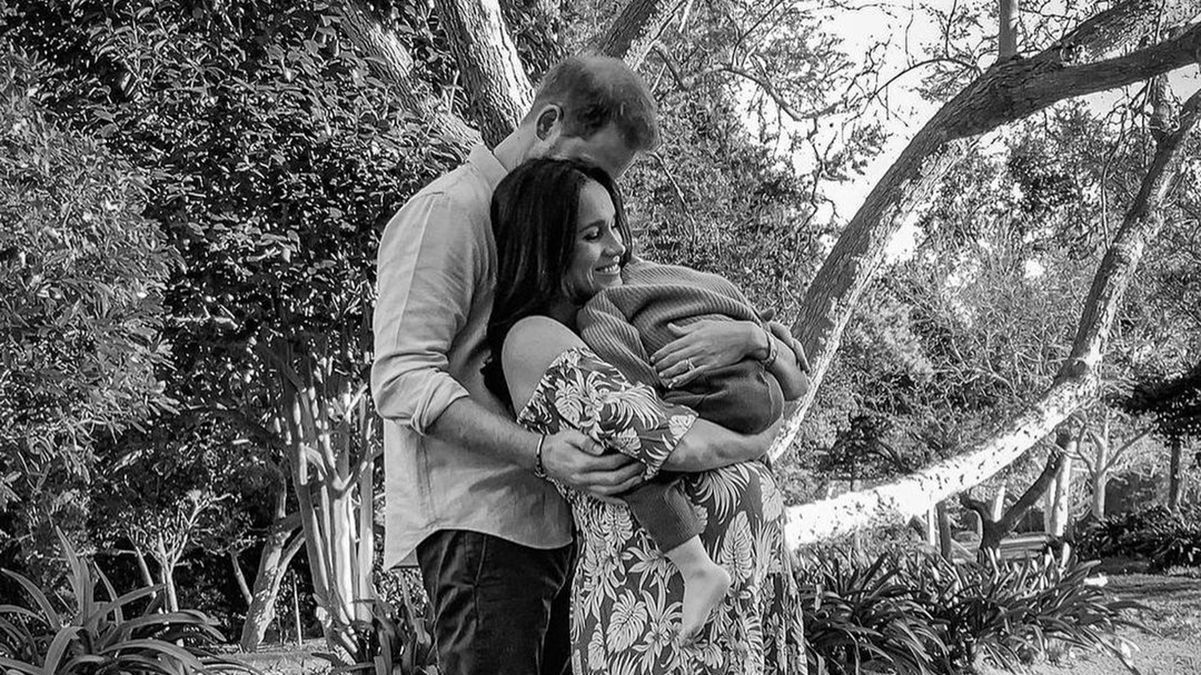 У Меган и Гарри родилась дочь: как поздравляет королевская семья У Меган и Гарри родилась дочь: как поздравляет королевская семья