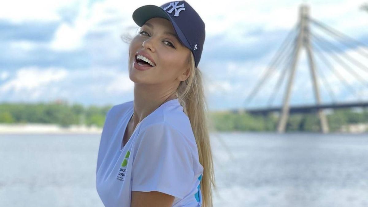 Оля Полякова показала спортивний образ в лосинах і кепці: фото Оля Полякова показала спортивний образ в лосинах і кепці: фото