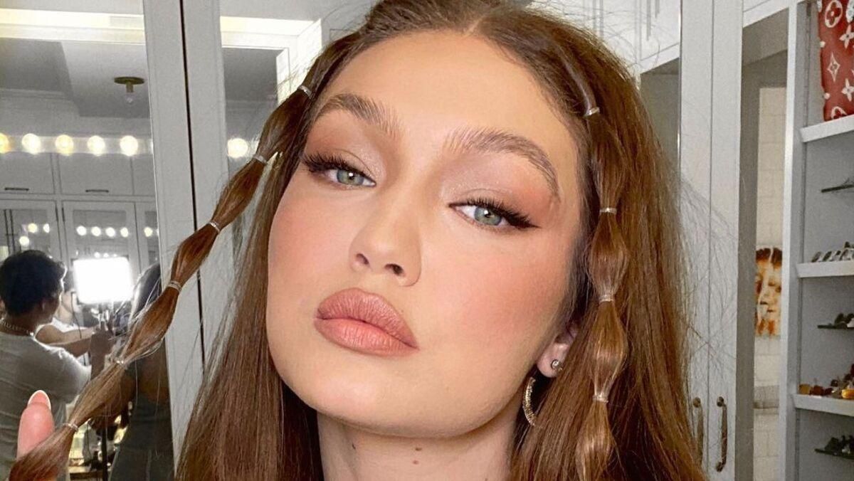 В однакових купальниках: Джіджі Хадід зачарувала новими фото доньки В однакових купальниках: Джіджі Хадід зачарувала новими фото доньки