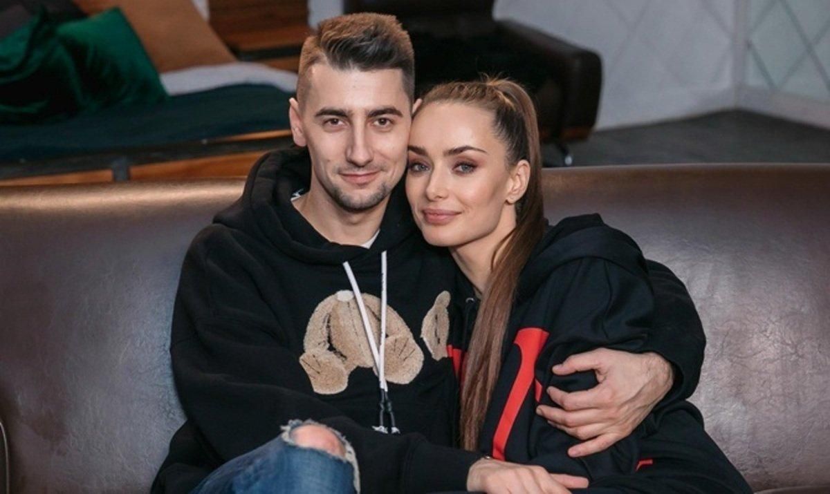 В отношениях Ксении Мишиной и Александра Эллерта был сложный период В отношениях Ксении Мишиной и Александра Эллерта был сложный период