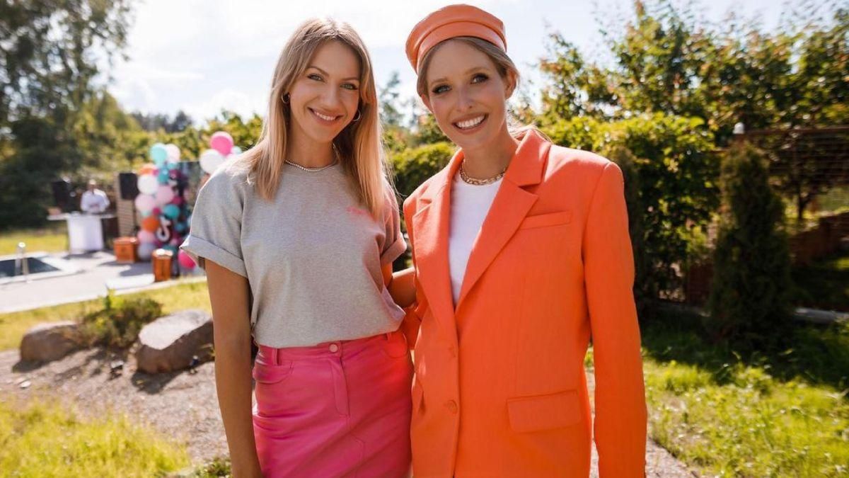 Катя Осадчая ошеломила образом в оранжевом пиджаке: фото Катя Осадчая ошеломила образом в оранжевом пиджаке: фото