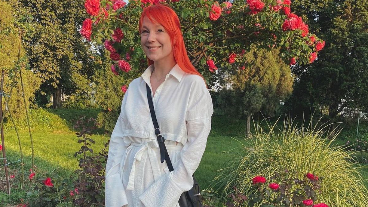 Светлана Тарабарова покорила летним образом в молочном костюме: фото
