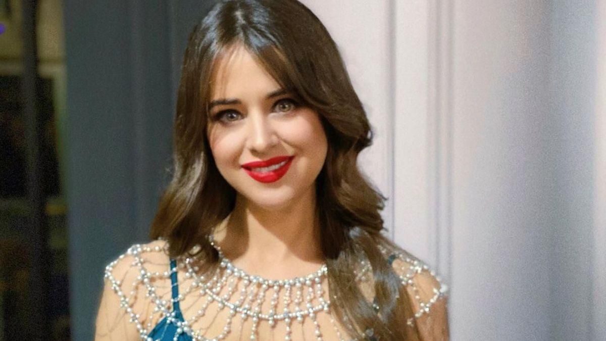 Бывшая жена Дзидзьо ошеломила изысканным образом: фото Бывшая жена Дзидзьо ошеломила изысканным образом: фото