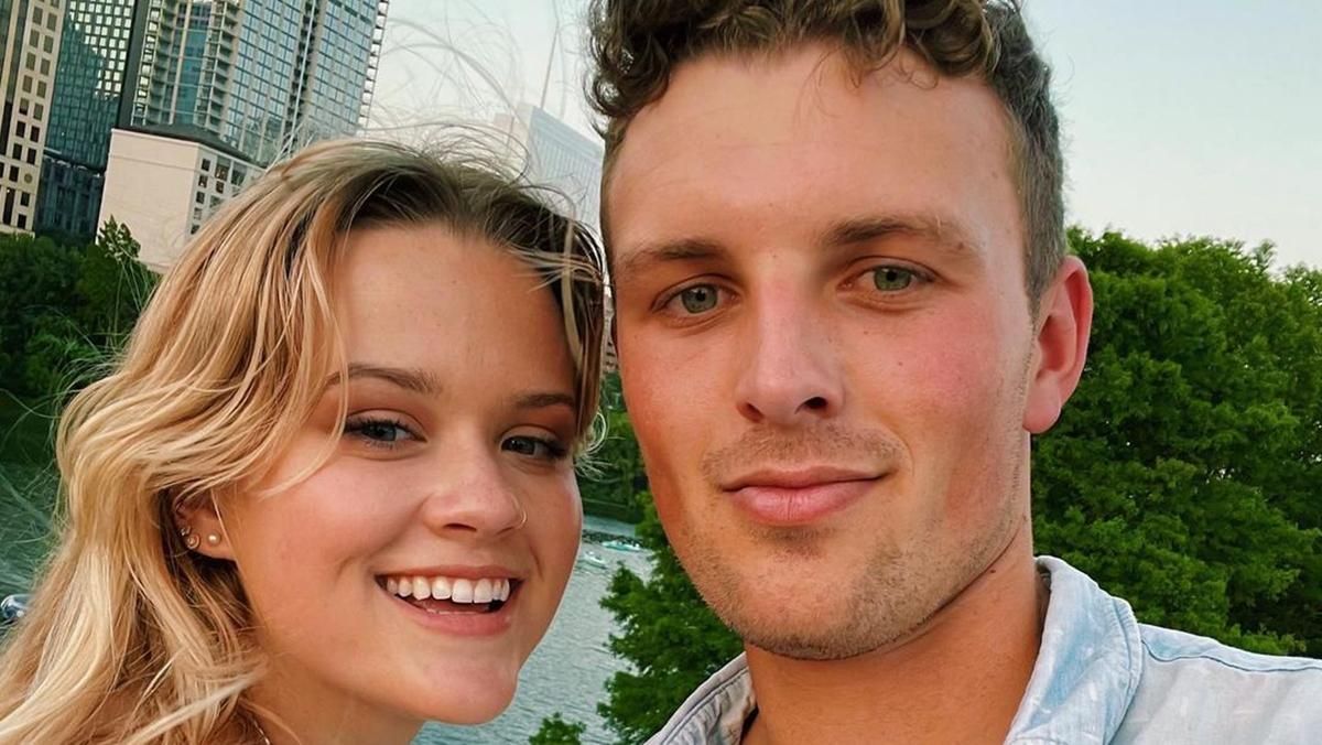 Бойфренд доньки Різ Візерспун схожий на її батька: фото Бойфренд доньки Різ Візерспун схожий на її батька: фото