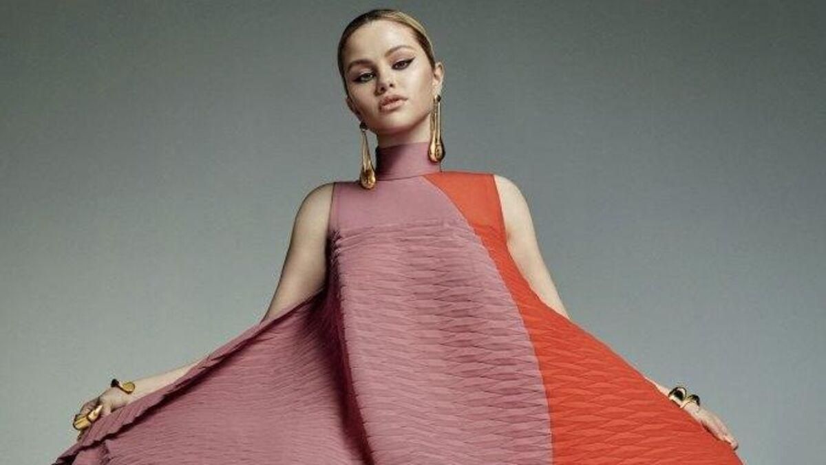 Селена Гомес призналась, почему все ее отношения были неудачными Селена Гомес призналась, почему все ее отношения были неудачными