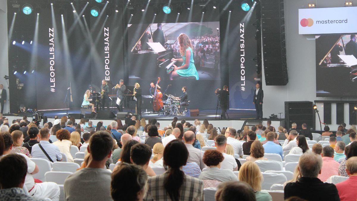 Выступление SEAL: второй день Leopolis Jazz Fest 2021 Выступление SEAL: второй день Leopolis Jazz Fest 2021