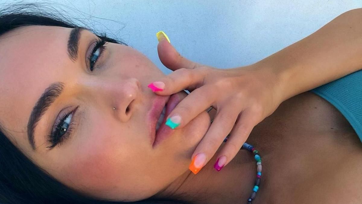 Меган Фокс оголосила себе бісексуалкою Меган Фокс оголосила себе бісексуалкою