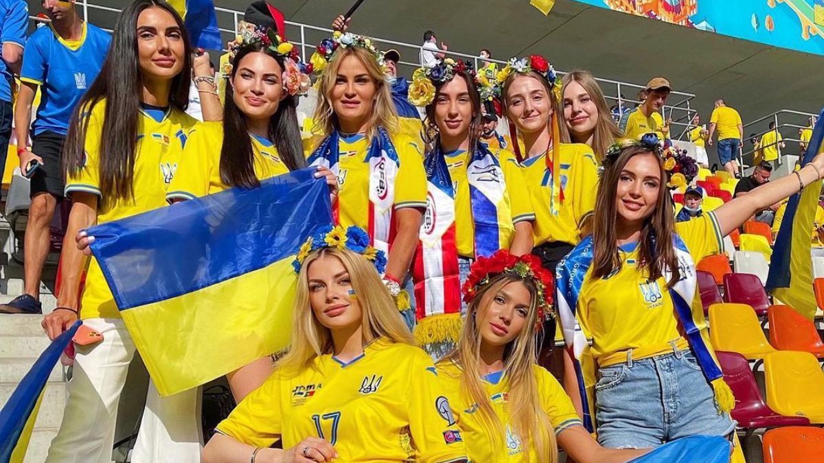 Родные Степаненка, Кривцова, Пятова, Сидорчука поддержали Украину Родные Степаненка, Кривцова, Пятова, Сидорчука поддержали Украину