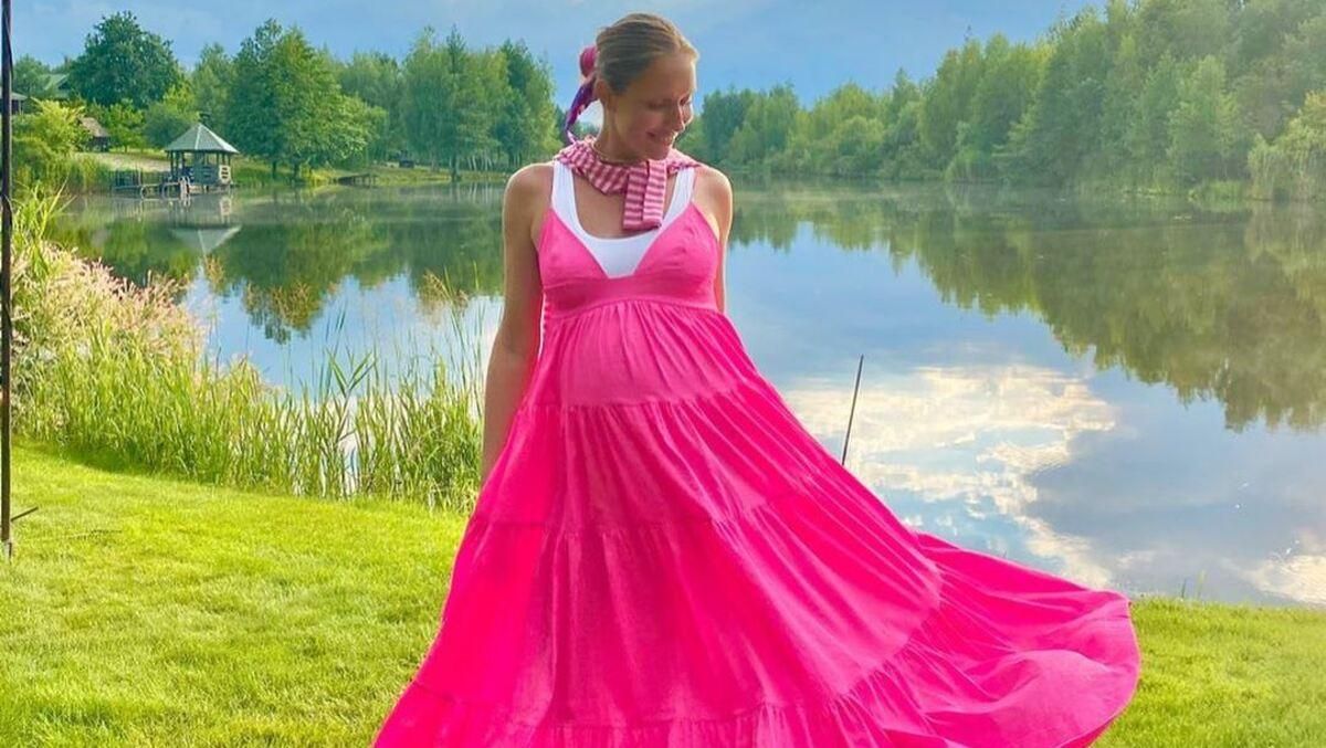 Катя Осадчая рассказала, как проходит ее беременность летом Катя Осадчая рассказала, как проходит ее беременность летом