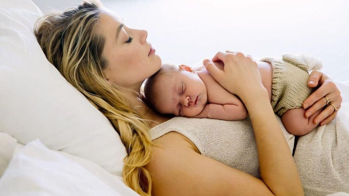 Ембер Герд таємно стала матір'ю Ембер Герд таємно стала матір'ю