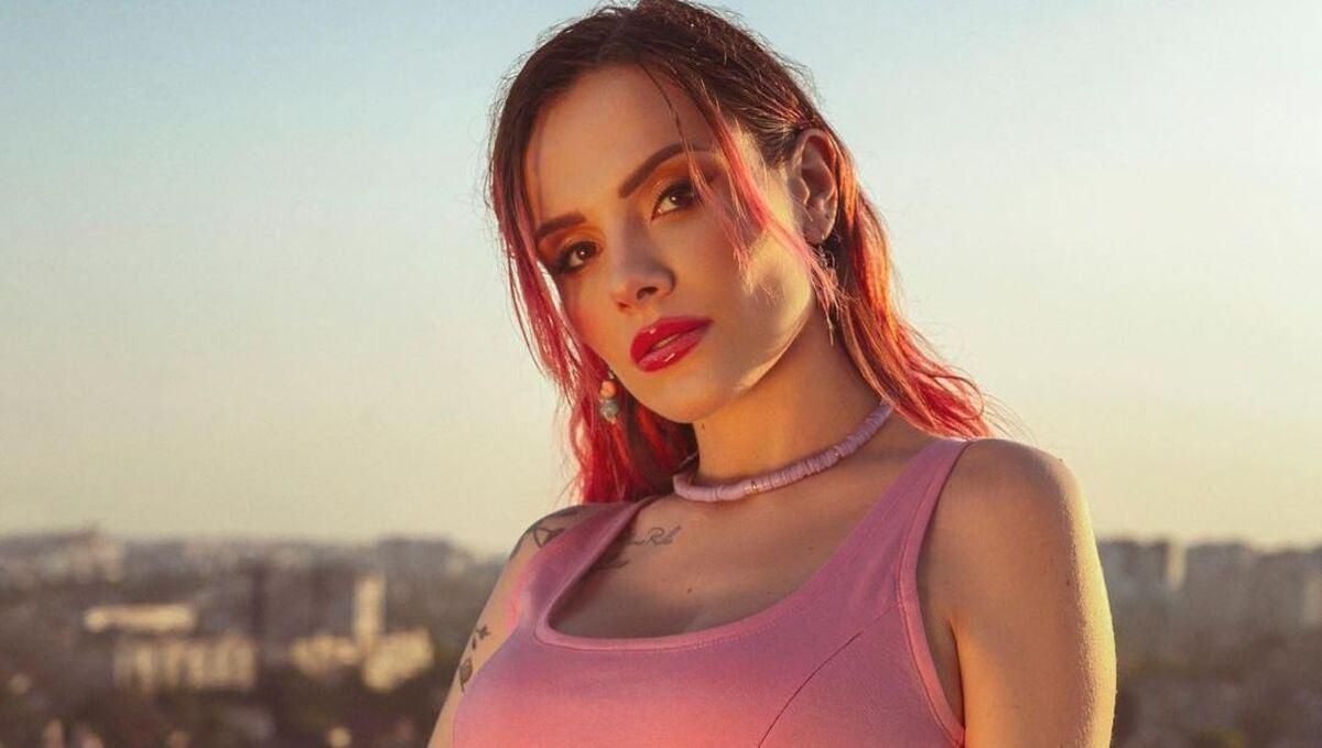 MamaRika відверто розповіла про загрозу викидня та втечу з лікарні MamaRika відверто розповіла про загрозу викидня та втечу з лікарні