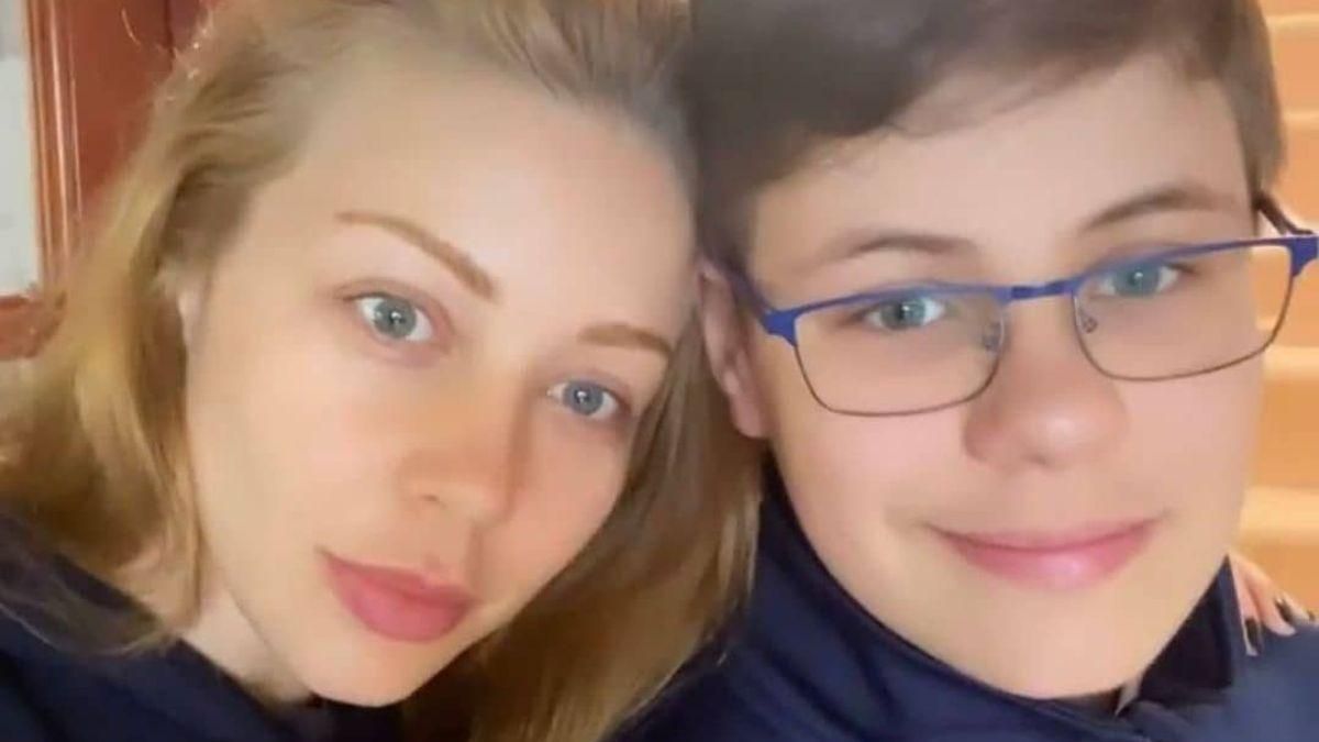 Син Тіни Кароль прилетів на її концерт на Atlas Weekend Син Тіни Кароль прилетів на її концерт на Atlas Weekend